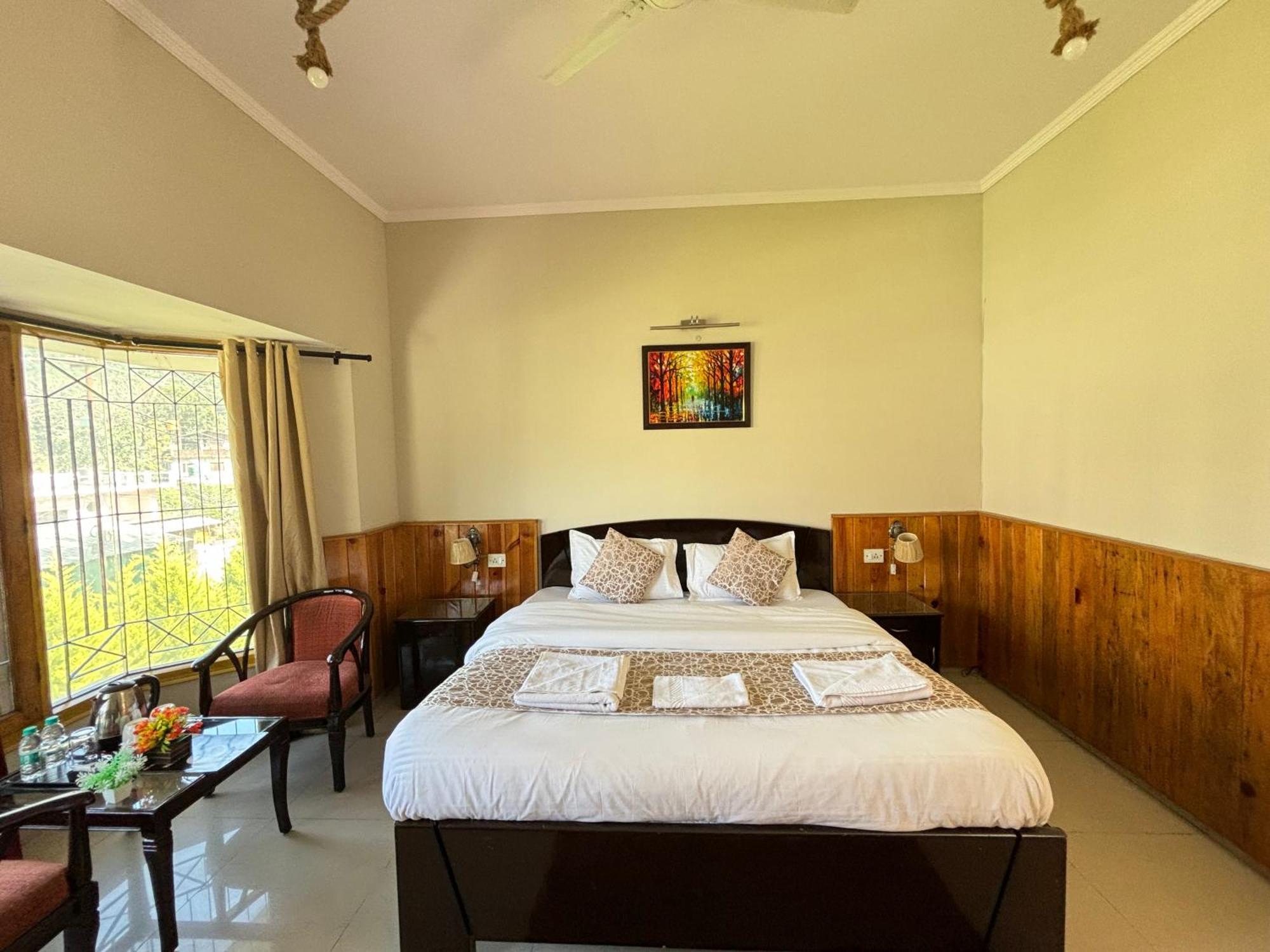 Ivy The Boutique Hotel Near Neem Karoli Temple 나이니탈 외부 사진