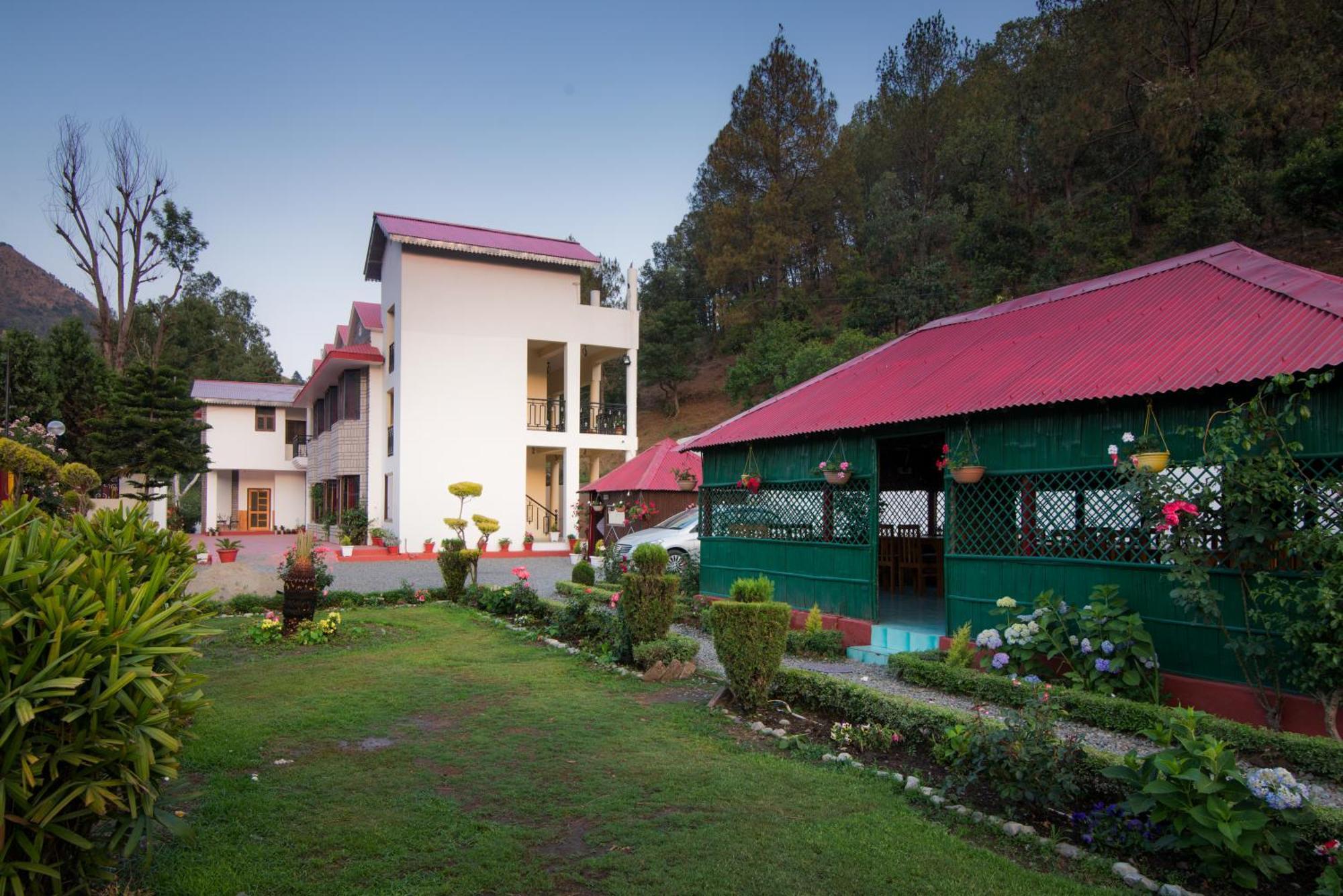 Ivy The Boutique Hotel Near Neem Karoli Temple 나이니탈 외부 사진