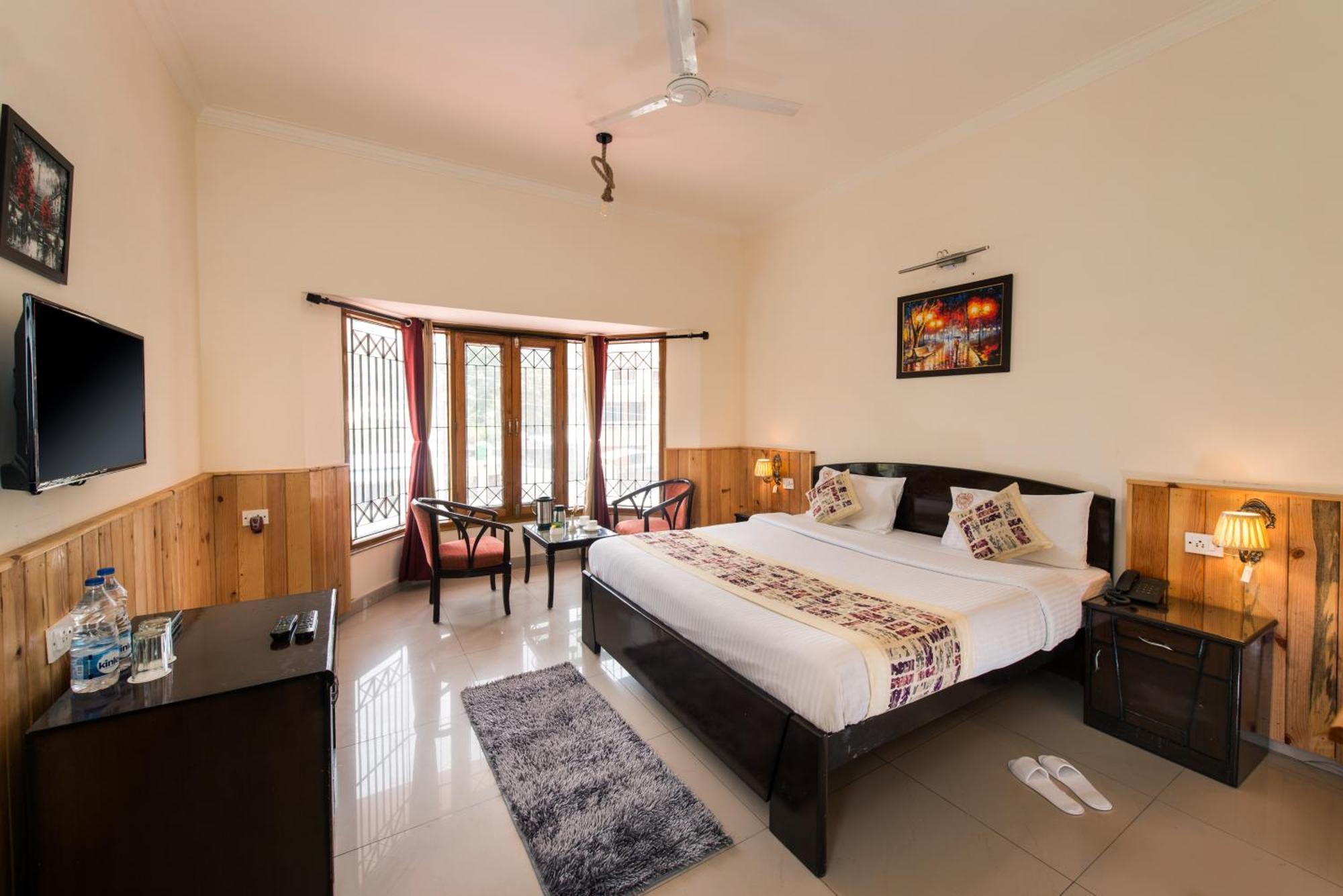Ivy The Boutique Hotel Near Neem Karoli Temple 나이니탈 외부 사진